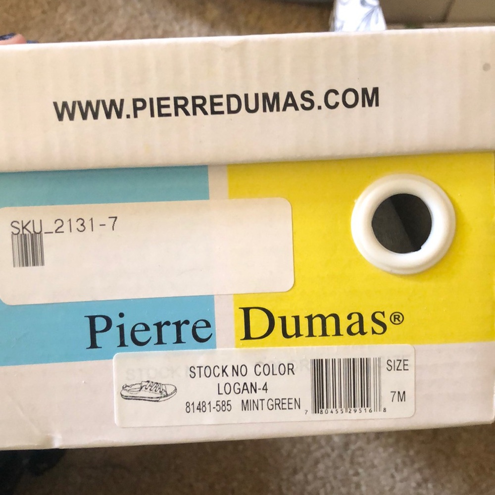 Mint Pierre Dumas Size 7
